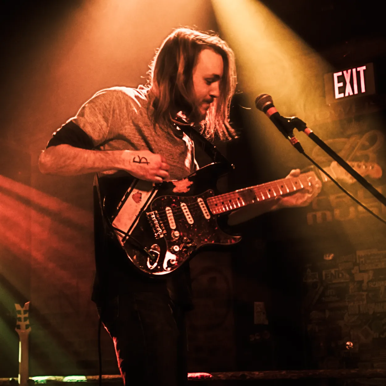 American Spirits performing live at Howard's Club H, Bowling Green in 2018 — concert photography by James Anthony Brooks