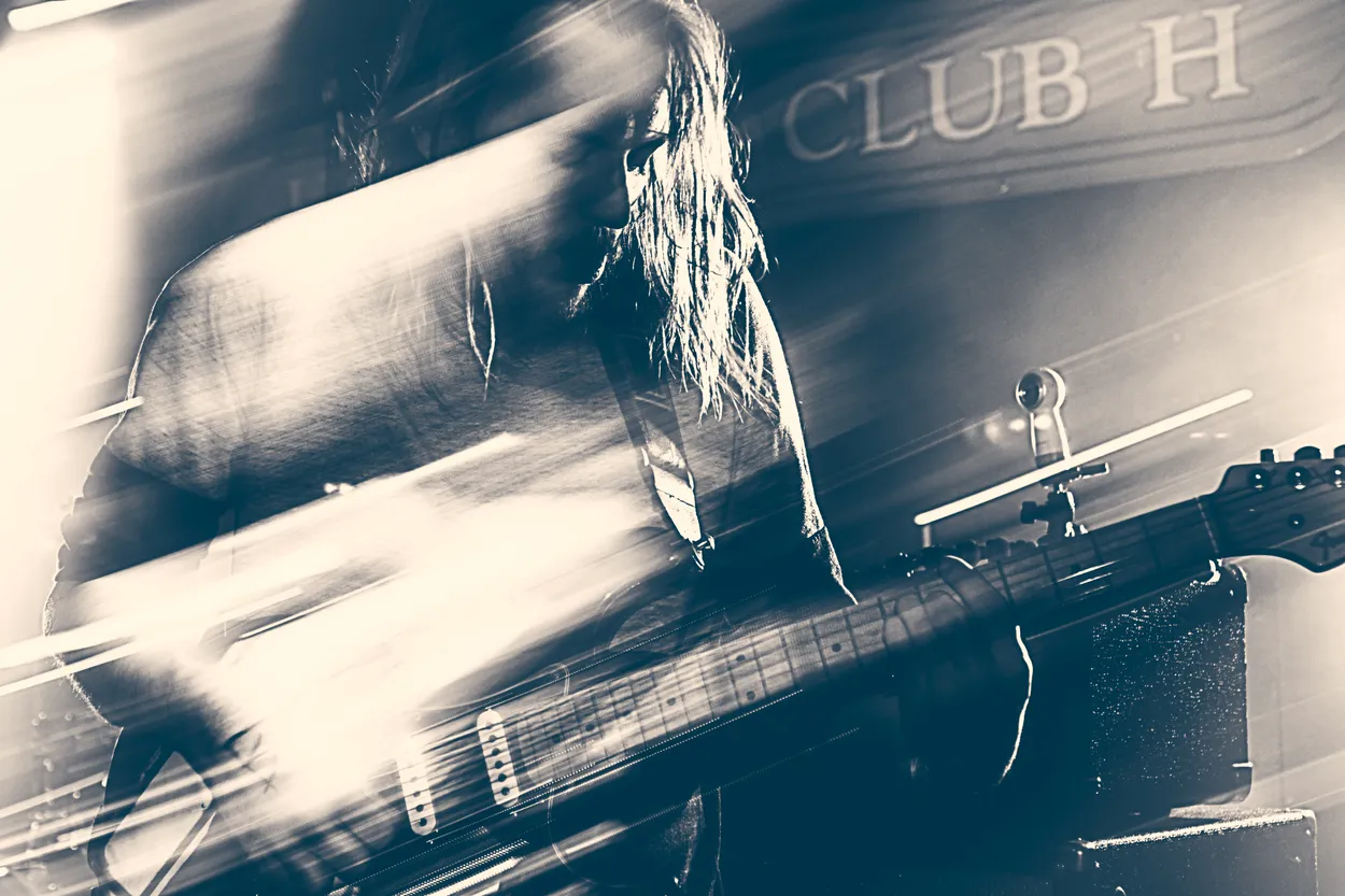 American Spirits performing live at Howard's Club H, Bowling Green in 2018 — concert photography by James Anthony Brooks