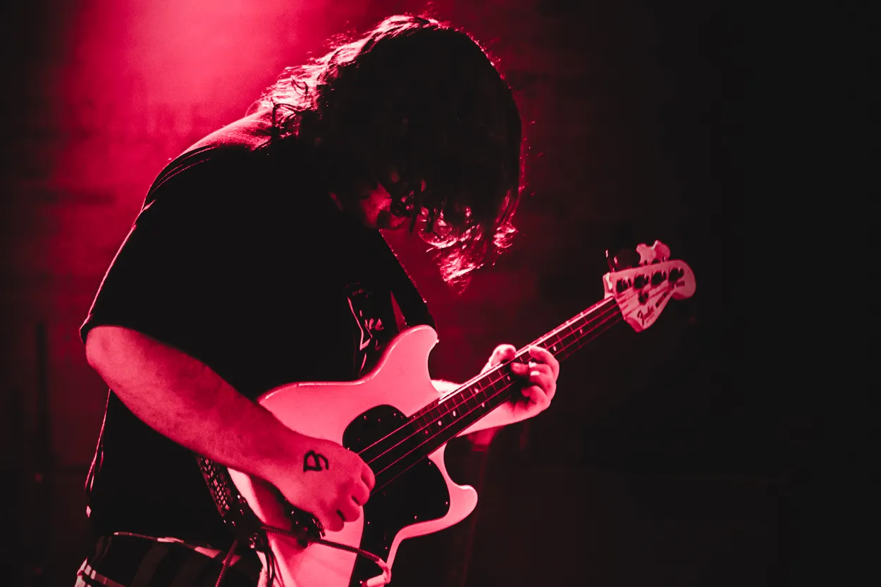 American Spirits performing live at Howard's Club H, Bowling Green in 2018 — concert photography by James Anthony Brooks