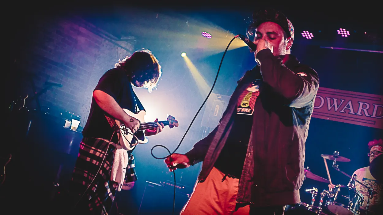 American Spirits performing live at Howard's Club H, Bowling Green in 2018 — concert photography by James Anthony Brooks