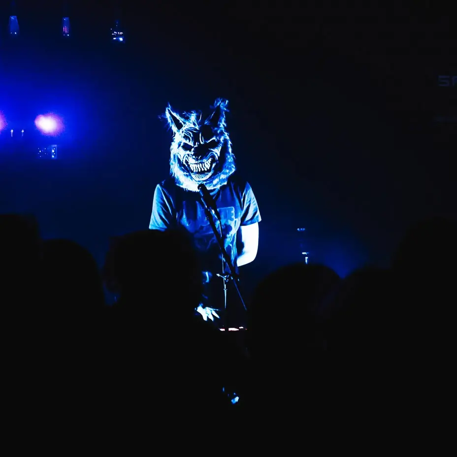 Damn The Witch Siren performing live at Spacebar, Columbus in 2018 — concert photography by James Anthony Brooks