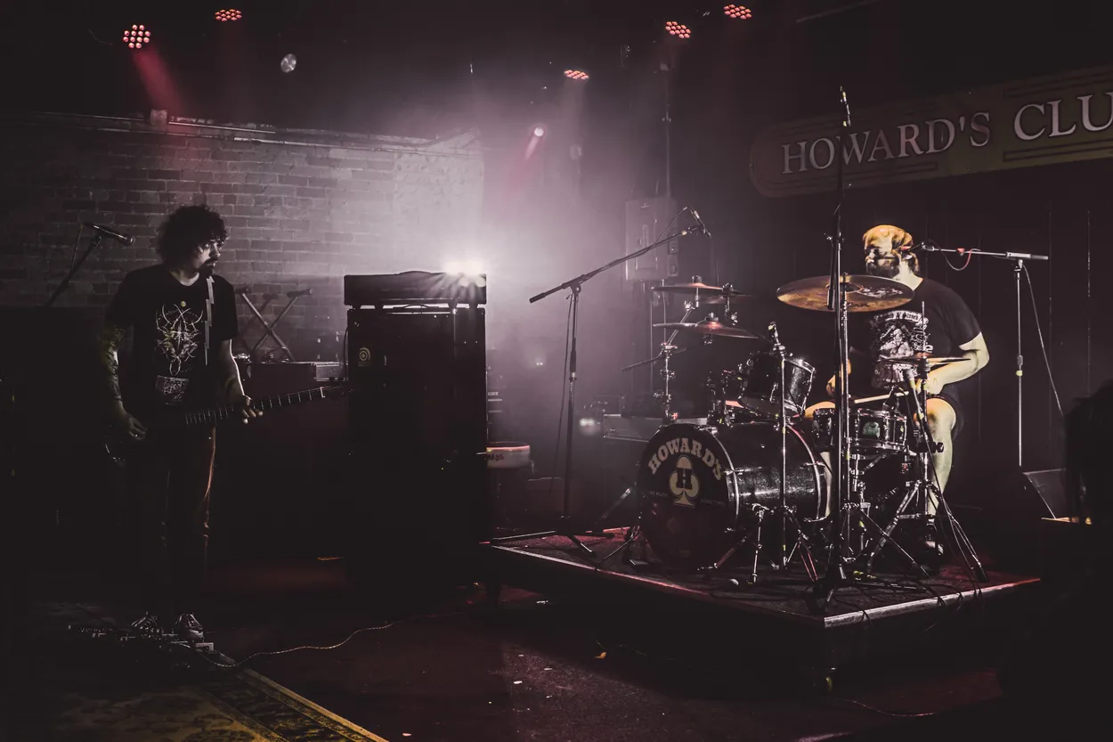 Reflex Machine performing live at Howard's Club H, Bowling Green in 2018 — concert photography by James Anthony Brooks