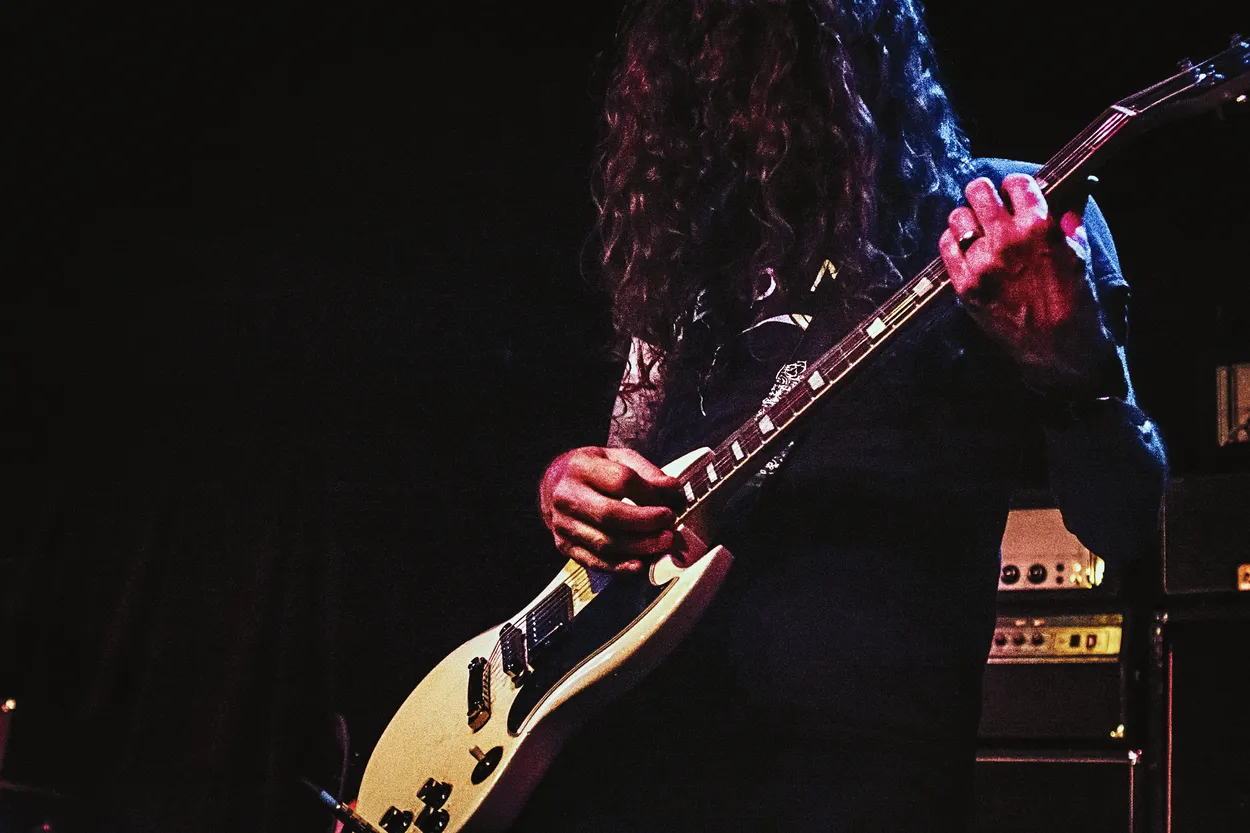 Windhand performing live at Ace of Cups, Columbus in 2017 — concert photography by James Anthony Brooks